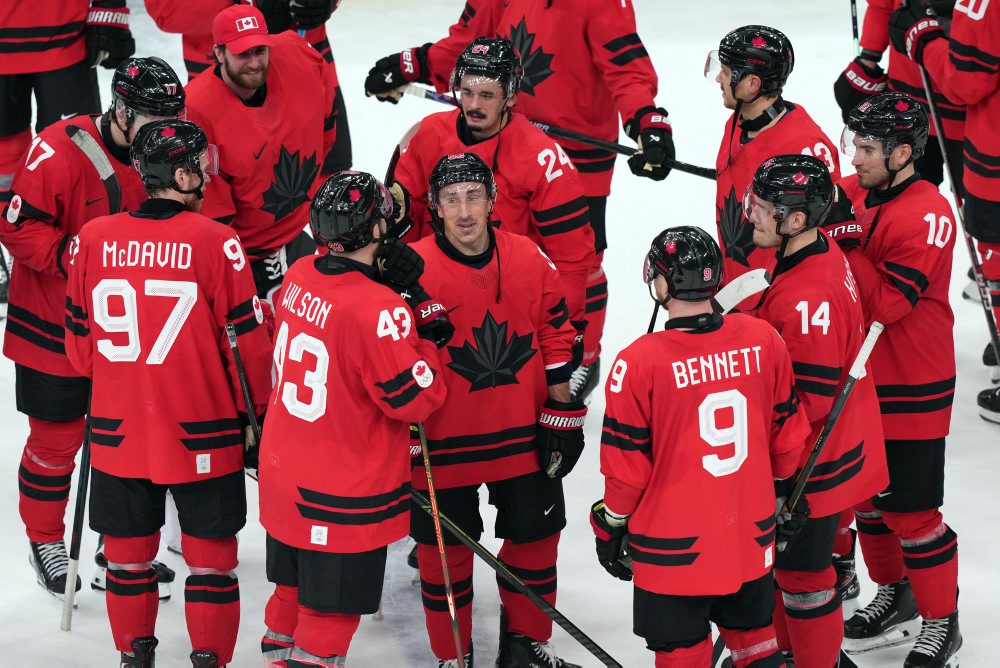 Kanaďania otočili duel s Fínmi a sú prví finalisti