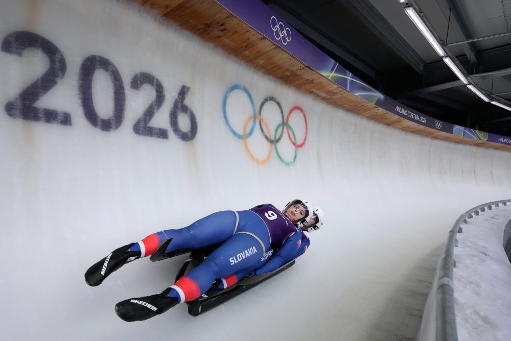 Tréning sánkarok pred súťažou dvojíc