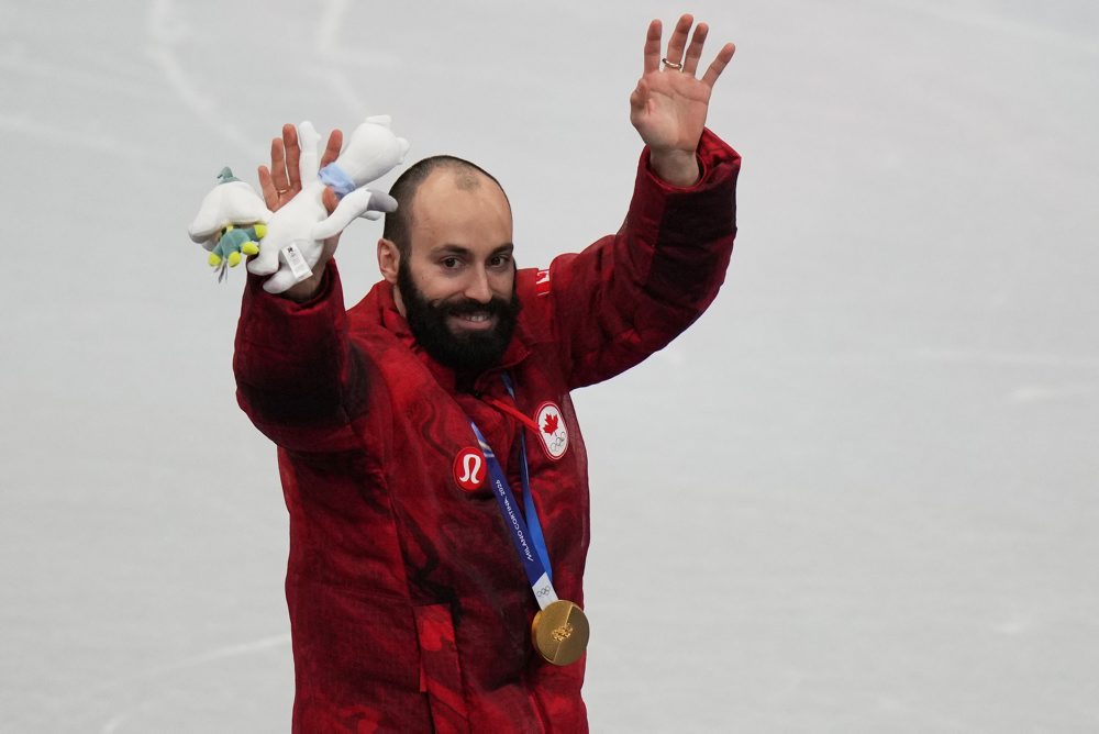 Kanaďan Steven Dubois získal zlato na 500 m trati v šortreku