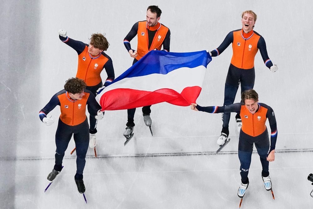 Holanďania triumfovali v štafete na 5000 m v šortreku