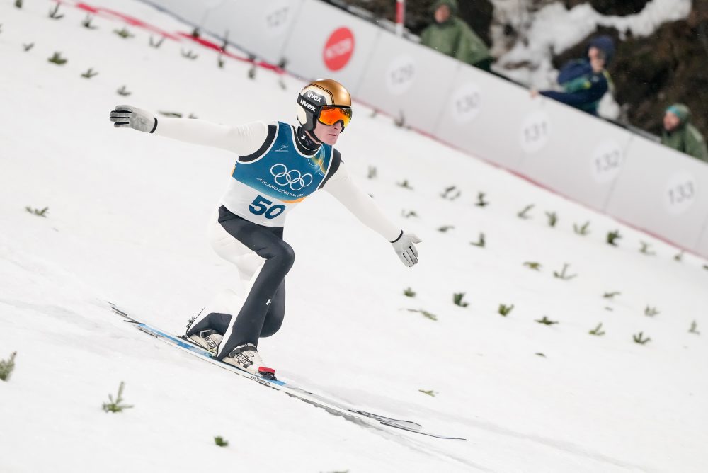 ZOH26 lyžovanie : Skoky mužov na veľkom mostíku