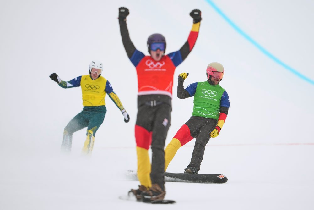 Finále mužských snoubordistov v snoubordkrose na ZOH26