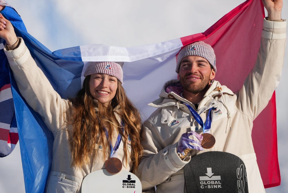 ZOH26-Snoubording: Briti Nightingale a Bankesová získali zlato v krose