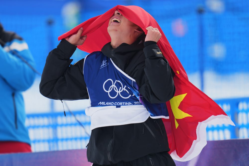 Číňan I-ming Su zlatý v slopestyle, je dvojnásobný šampión