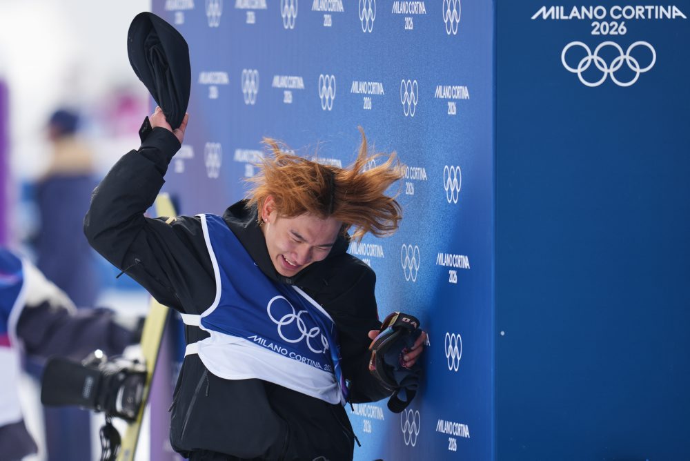 Číňan I-ming Su zlatý v slopestyle, je dvojnásobný šampión