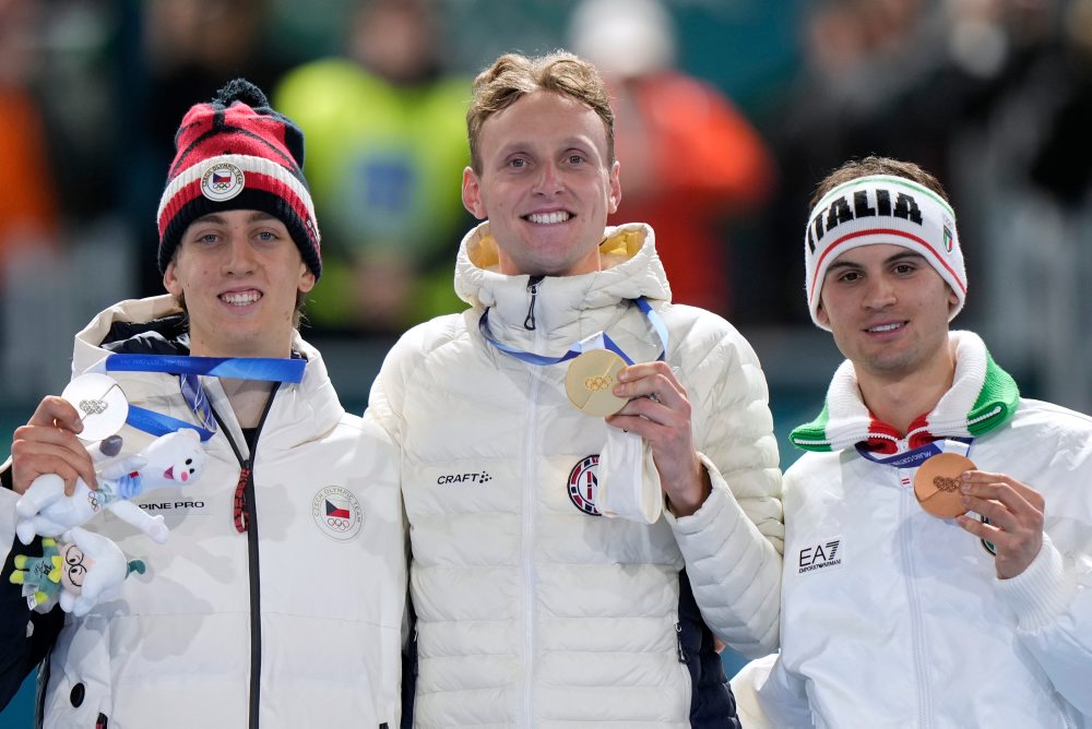 preteky rýchlokorčuliarov na 5000 metrov