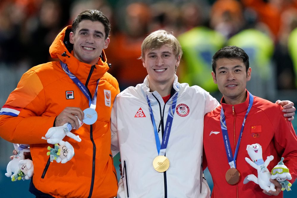 Američan Stolz získal zlato na 1000 m