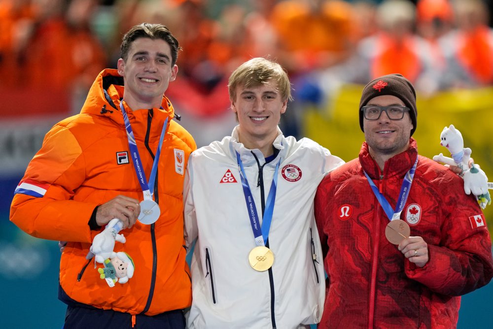 ZOH26-Rýchlokorčuľovanie: Američan Stolz triumfoval po 1000 m aj na 500 m