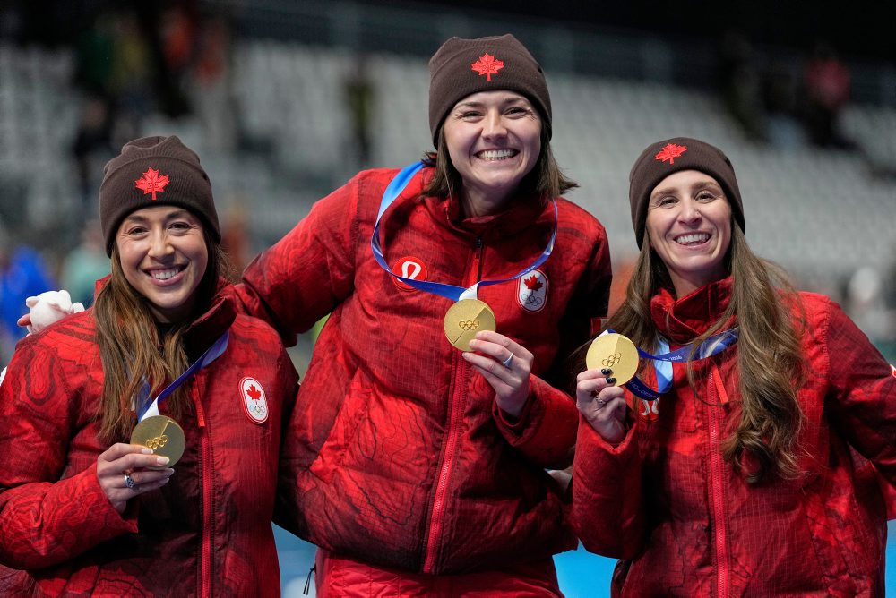ZOH26-Rýchlokorčuľovanie: Kanaďanky obhájili zlato v stíhačke pred Holandskom