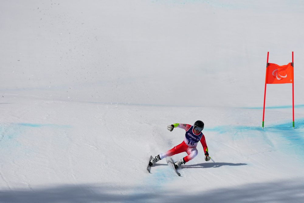 Švajčiar Robin Cuche vybojoval zlato v super-G mužov