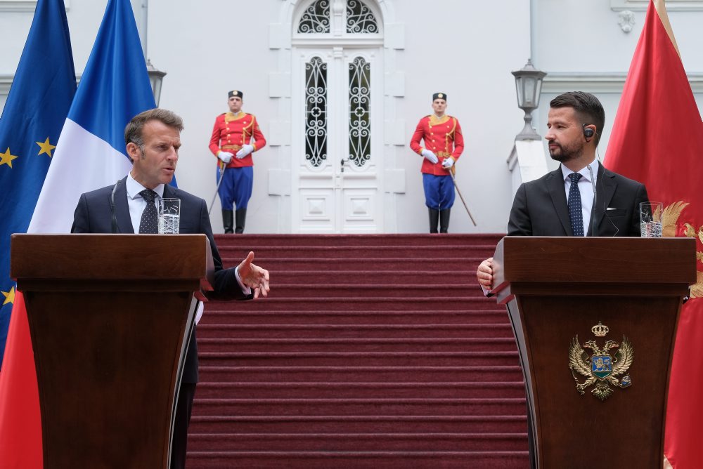 Macron v Čiernej Hore