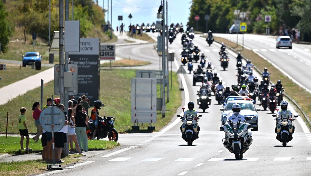 Spanilá jazda motorkárov okolo Zemplínskej šíravy 
