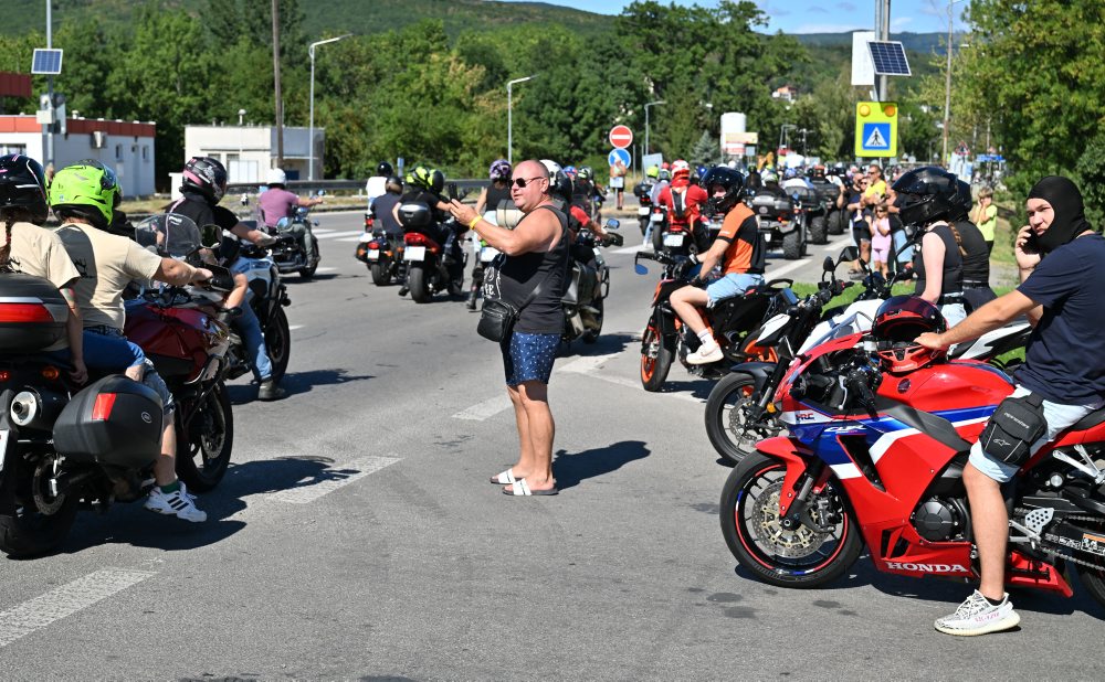 Spanilá jazda motorkárov okolo Zemplínskej šíravy 