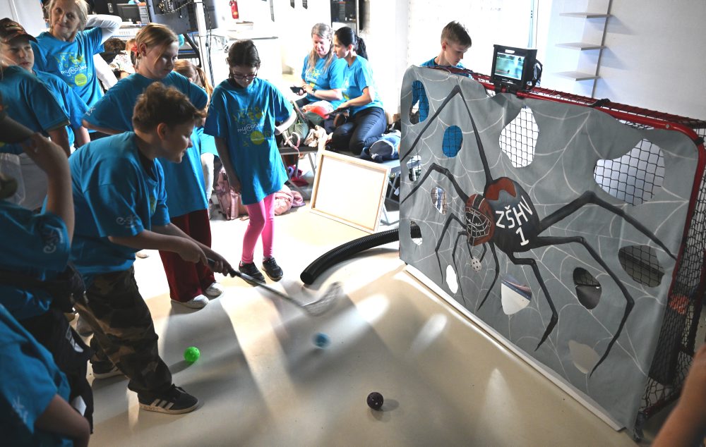 Prototypy vysnívaných vynálezov predstavujú žiaci na MyMachine Expo v Košiciach