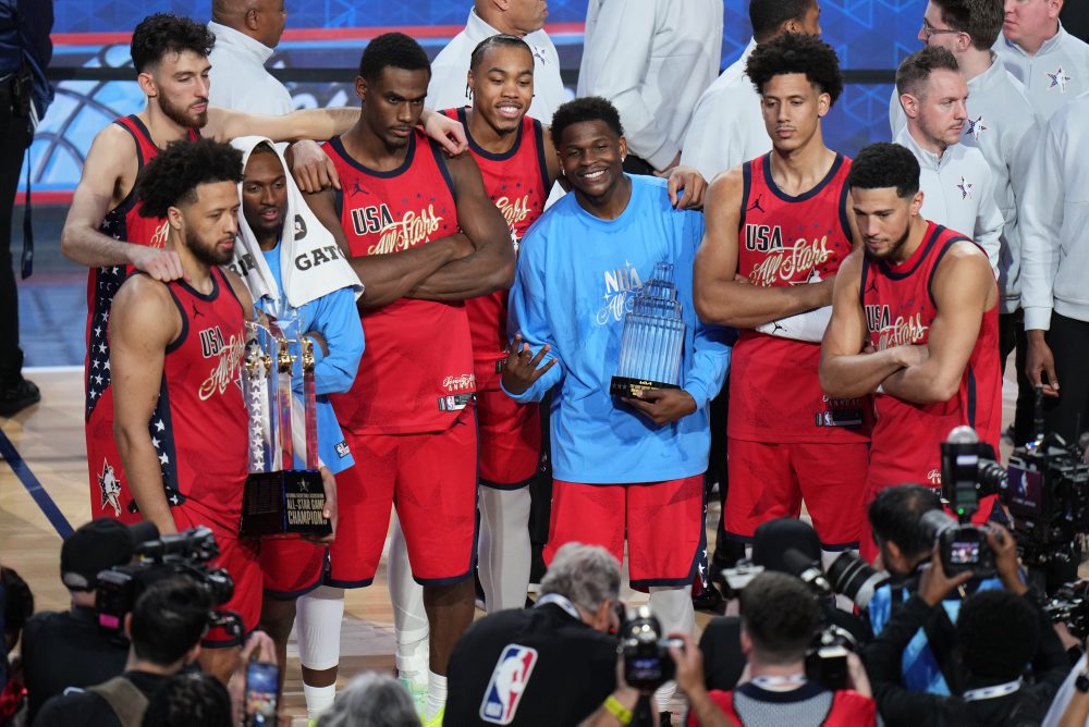 Súboj tímov USA v All Star zápase pre „Hviezdy“