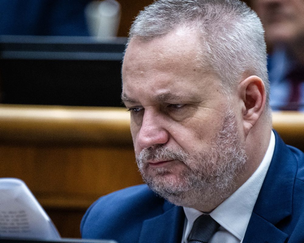 46. schôdza parlamentu