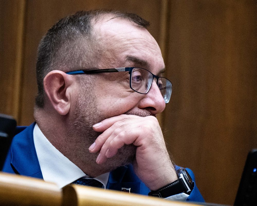 46. schôdza parlamentu