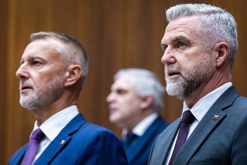 46. schôdza parlamentu