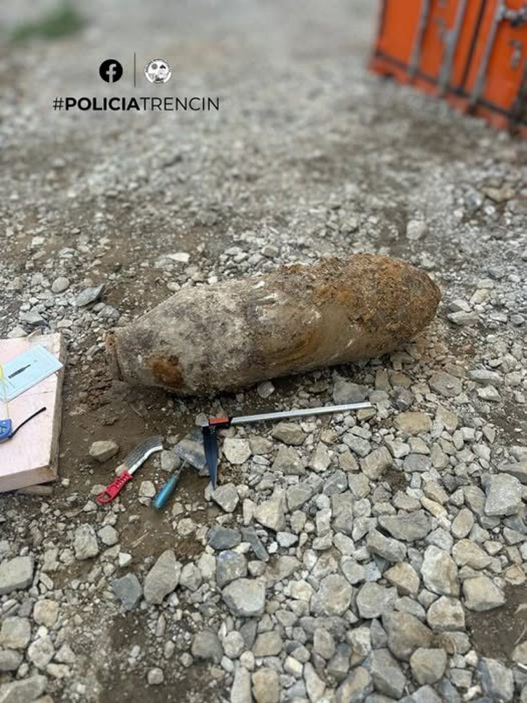 V areáli ZŤS v Dubnici nad Váhom našli leteckú muníciu, ľudí evakuovali