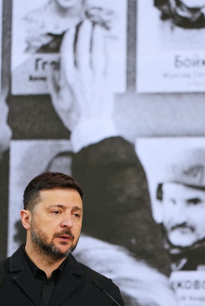 Zelenskyj si prevezal Cenu štyroch slobôd