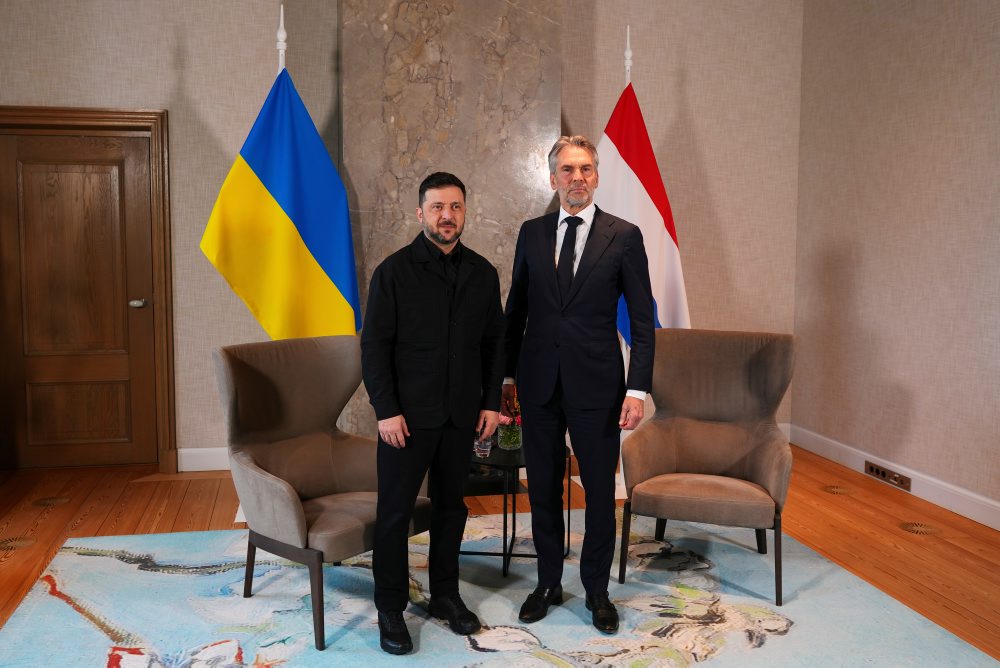 Zelenskyj požiada USA o viac zbraní a sankcie, ak Putin odmietne návrhy na mier