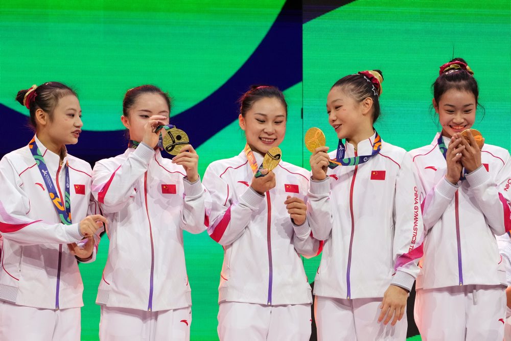 Gymnastika-MS: Zlato vo viacboji tímov získali Číňanky pred USA a Japonskom