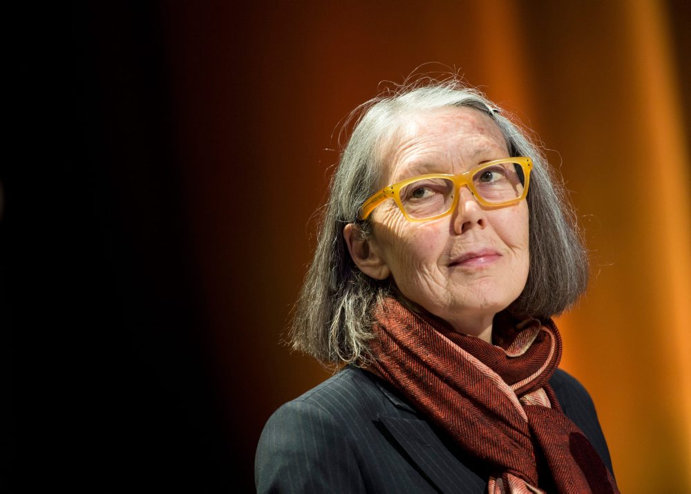 Nobelovu cenu za literatúru získala Kanaďanka Anne Carsonová