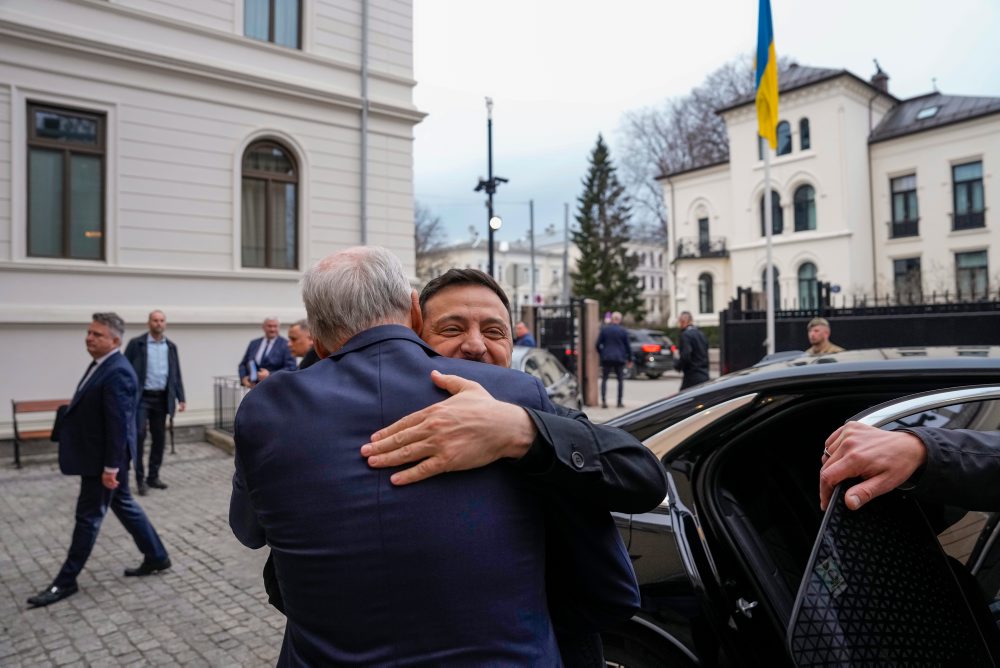 Volodymyr Zelenskyj pricestoval na návštevu Nórska, stretol sa s premiérom Störeom