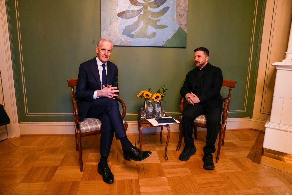 Volodymyr Zelenskyj pricestoval na návštevu Nórska, stretol sa s premiérom Störeom