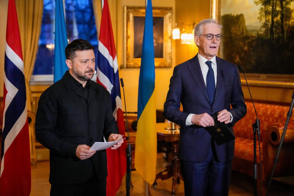 Volodymyr Zelenskyj pricestoval na návštevu Nórska, stretol sa s premiérom Störeom