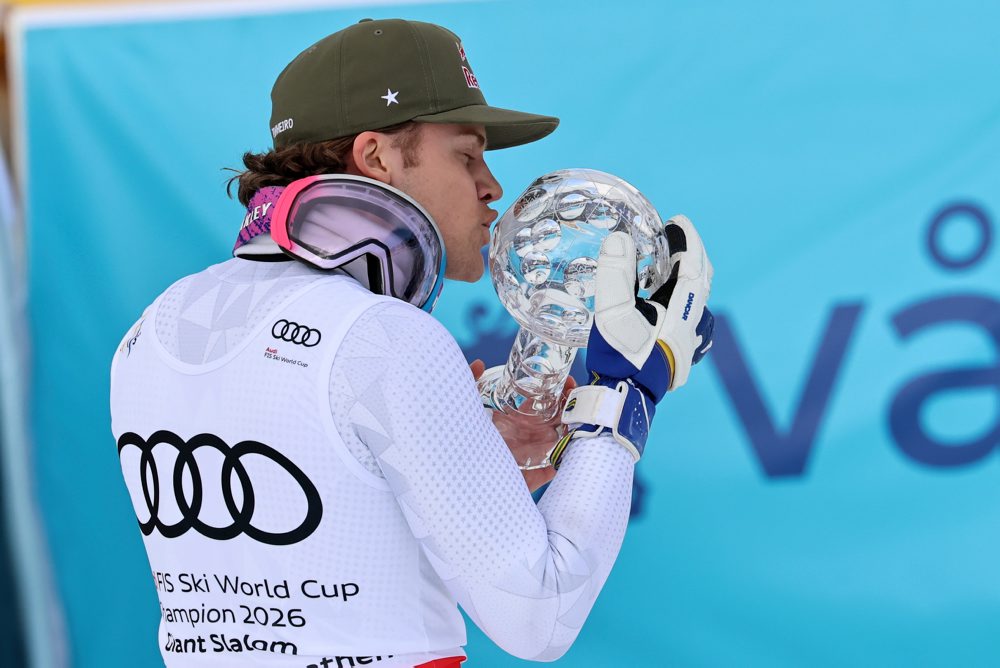Lyžovanie-SP: Pinheiro Braathen získal malý glóbus za obrovský slalom