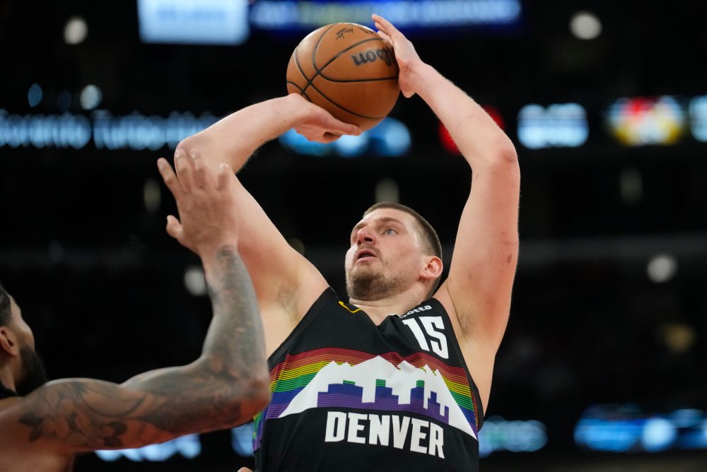 NBA: Jokič ďalším triple-double pomohol Denveru zdolať Chicago 136:120