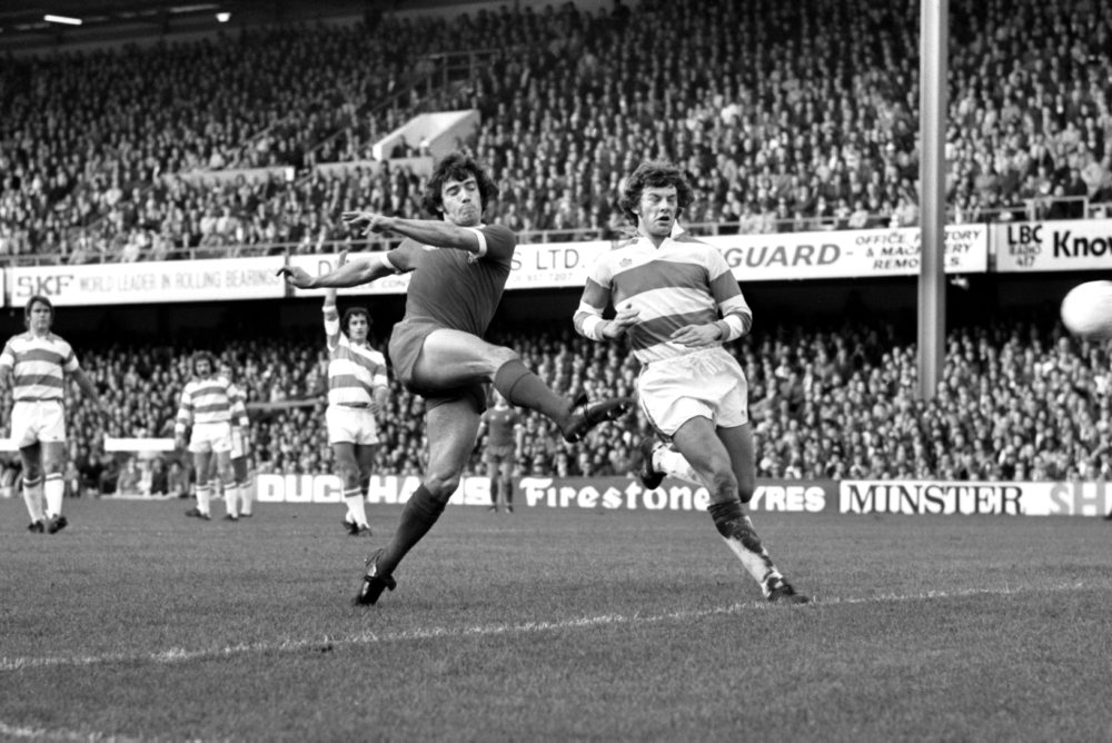 Vo veku 75 rokov zomrel dvojnásobný víťaz Zlatej Lopty Kevin Keegan