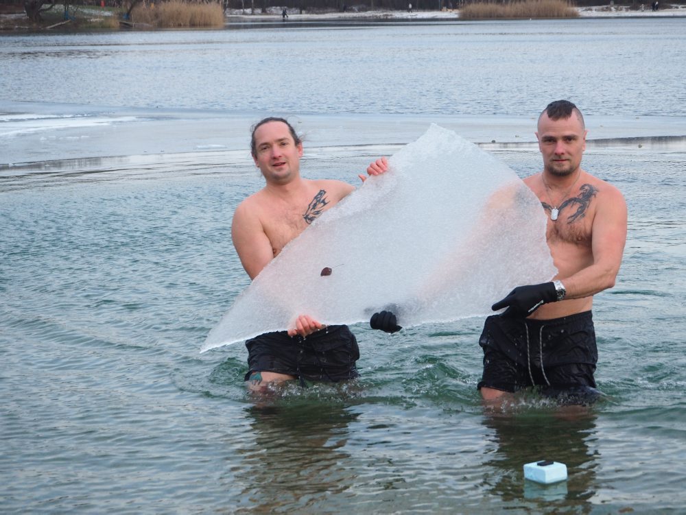 Otužovanie v jazere Veľký Draždiak 