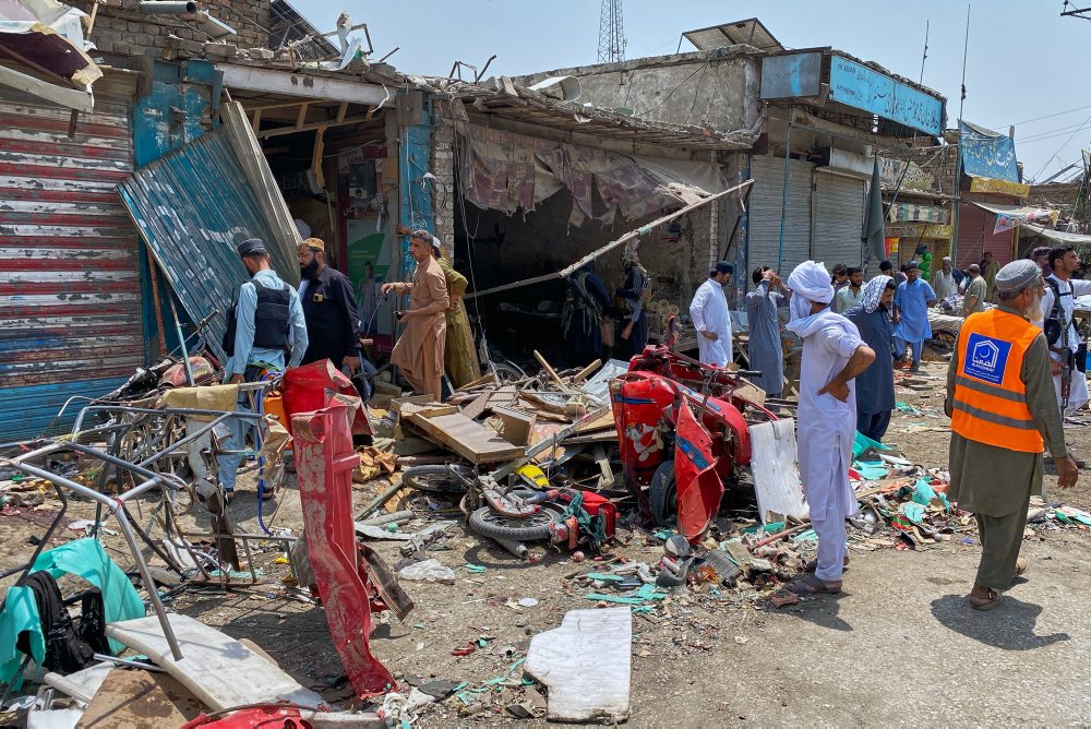 Pakistan: Pri výbuchu na trhu zahynulo sedem ľudí a desiatky utrpeli zranenia