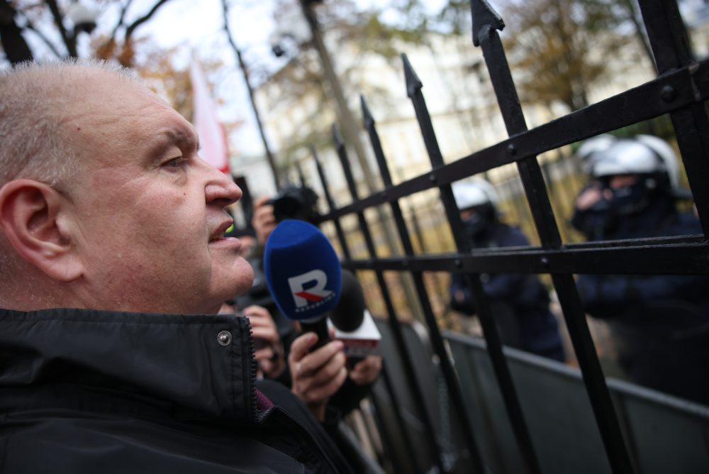 Demonštrácia pred Ústavným súdom vo Varšave 