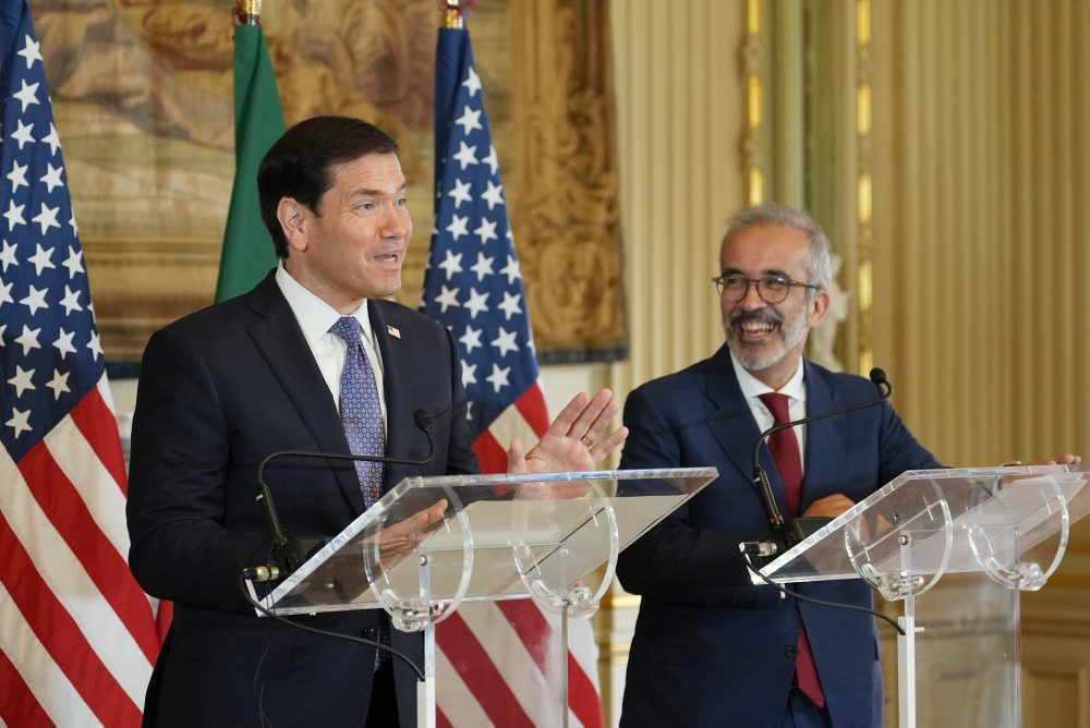 Šéf americkej diplomacie Marco Rubio pricestoval na návštevu Portugalska