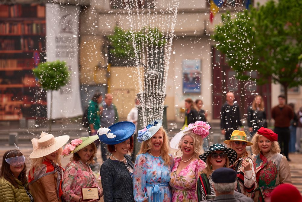 Podujatie World Hat Walk v Bukurešti