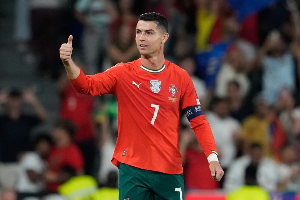 Ronaldo chce dosiahnuť métu 1000 gólov a získať s Portugalskom titul