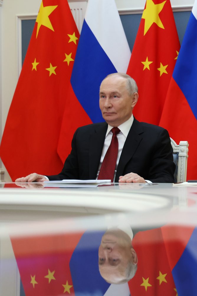 Prezident Si bude prostredníctvom videohovoru diskutovať s Putinom