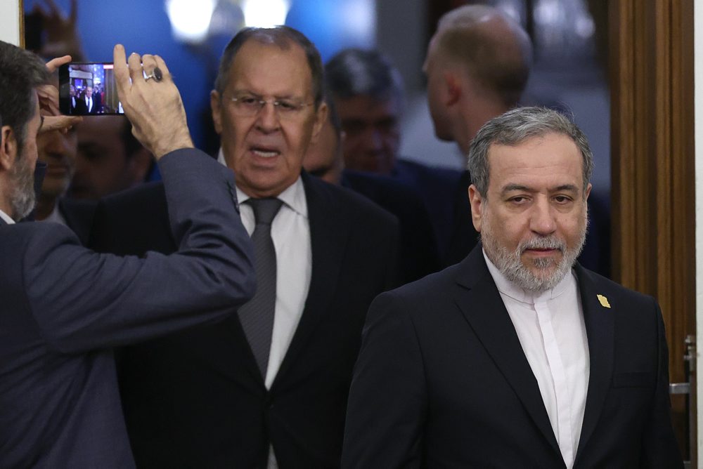 Šéf iránskej diplomacie Abbás Arákčí pricestoval na návštevu Ruska