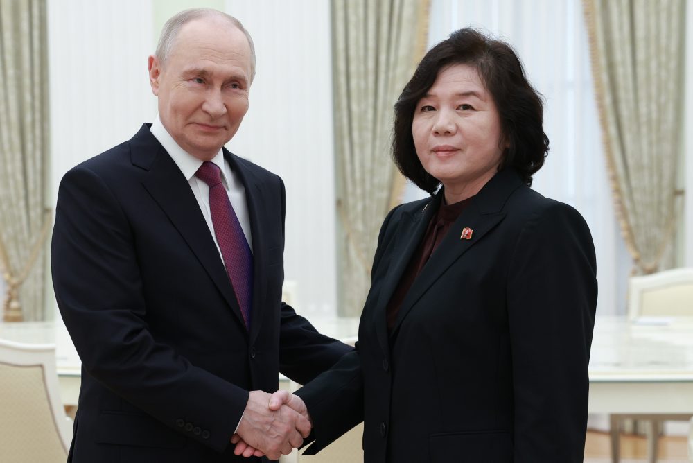 Putin prijal šéfku diplomacie KĽDR