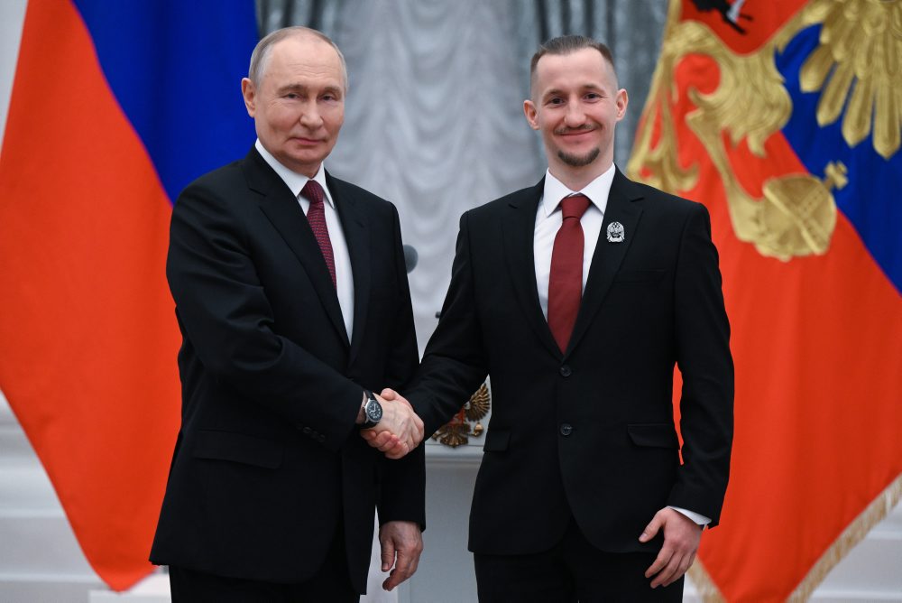 Ruský prezident Vladimir Putin odovzdal v Kremli mladým výskumníkom ceny v oblasti vedy a inovácií