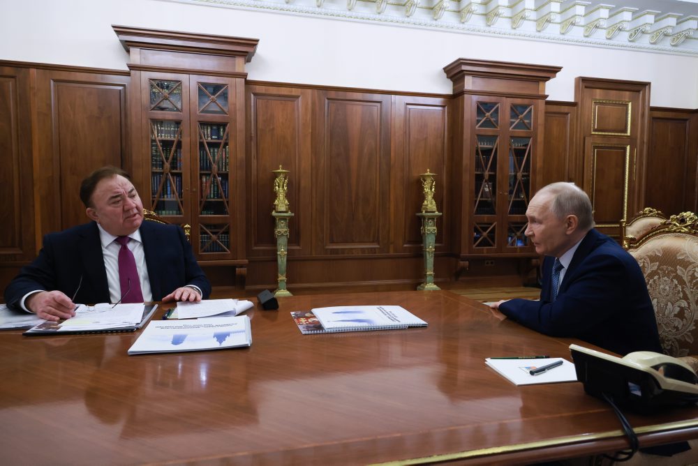 Vladimir Putin sa stretol v Kremli so šéfom republiky Ingušska Machmudom-Alim Kalimatovom