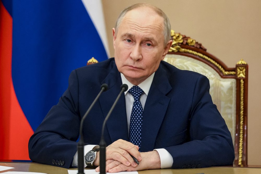 Putin nariadil zabezpečiť fungovanie kritických služieb počas výpadkov internetu