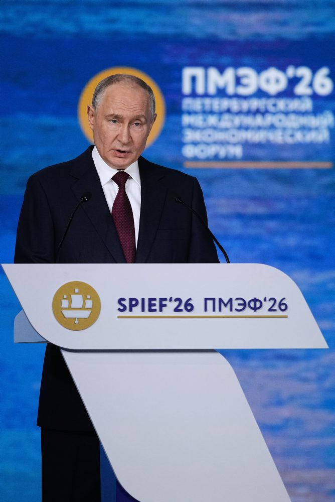  Putin vystúpil na ekonomickom fóre v Petrohrade