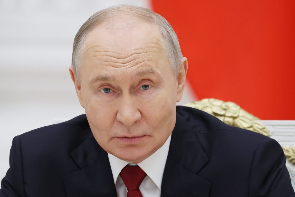 Vladimir Putin sa v Kremli stretol s účastníkmi špeciálnej vojenskej operácie 