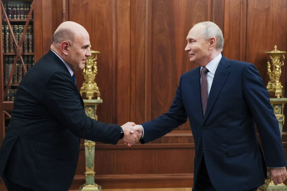 Ruskú vládu čakajú zmeny, Putin podporil návrhy premiéra