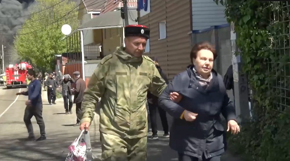 Požiar v ropnej rafinérii v Rusku 