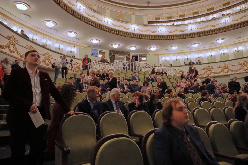 Otvorenie divadla v Mariupole 